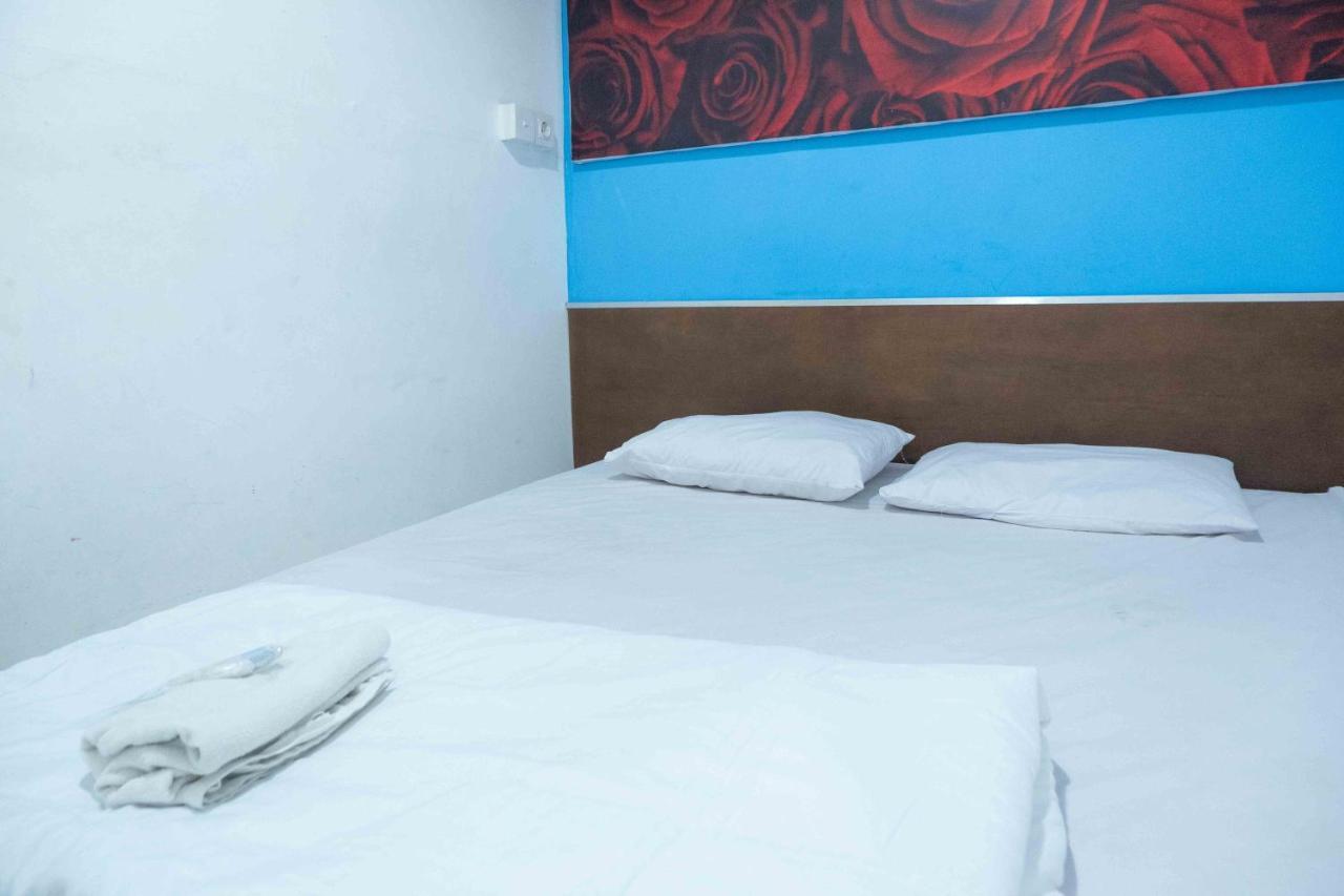 House Of Joy Sopalan Redpartner Hotell Kalasan Exteriör bild